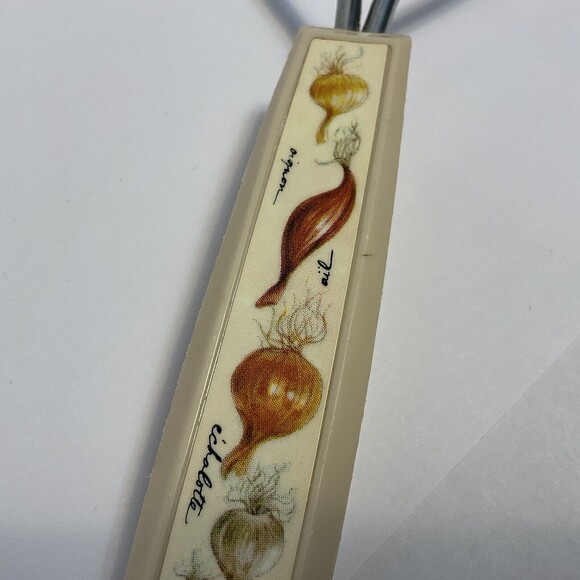 Vintage Stainless Potato Masher Onion Handle Good condition - Picture 3 of 6